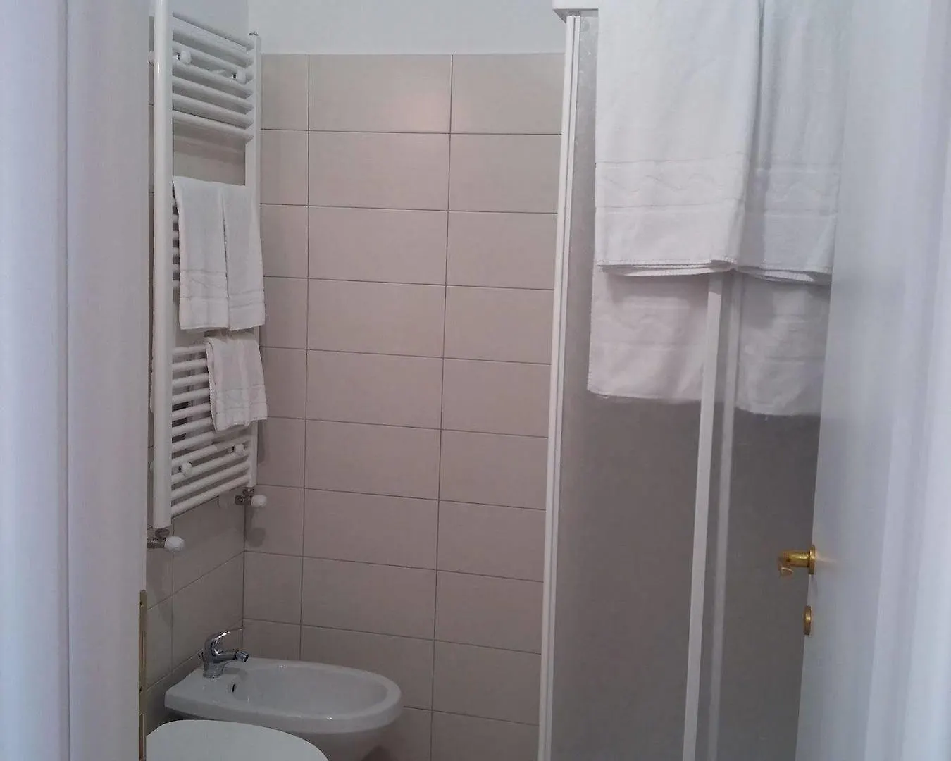 Hotel Le Streghe Di Roma B&B