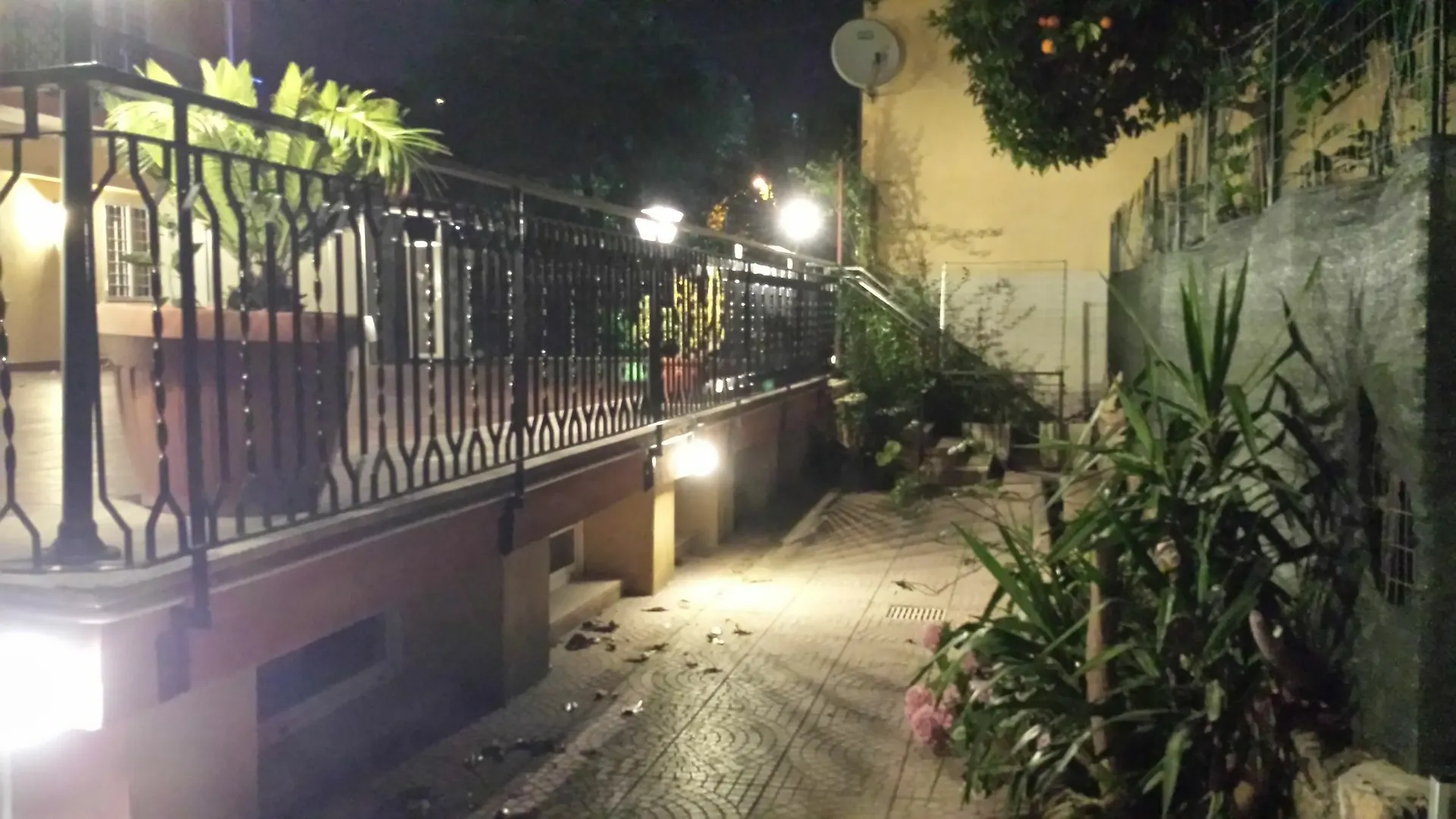 Hotel Le Streghe Di Roma B&B